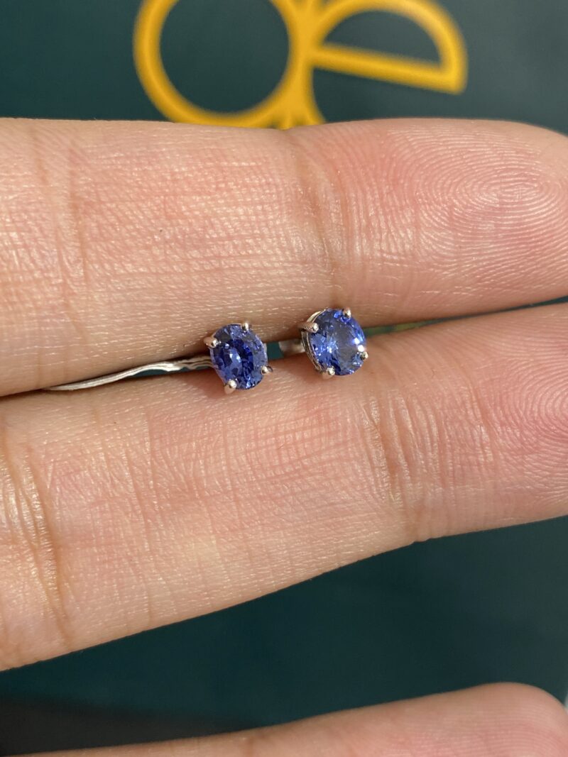 white-gold-sapphire-earrings