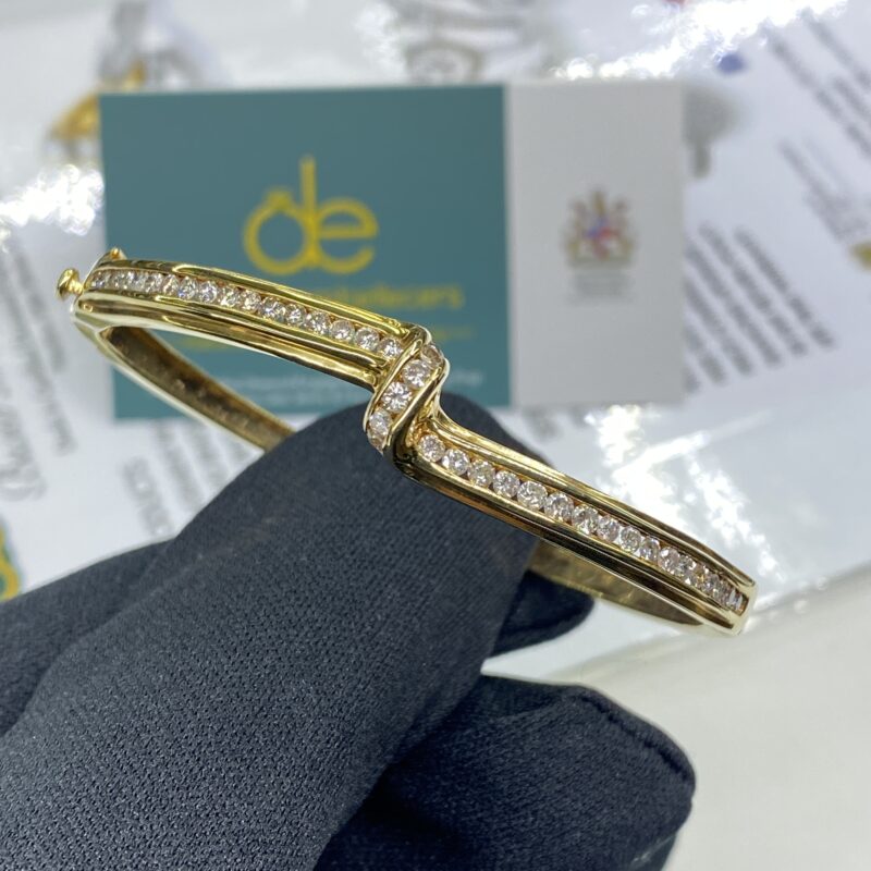 yellow-gold-diamond-bangle