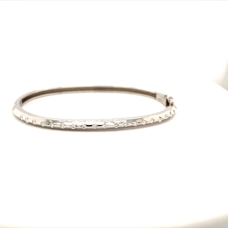 18K White Gold 0.30ct Natural Round Brilliant Diamond Bracelet Bangle