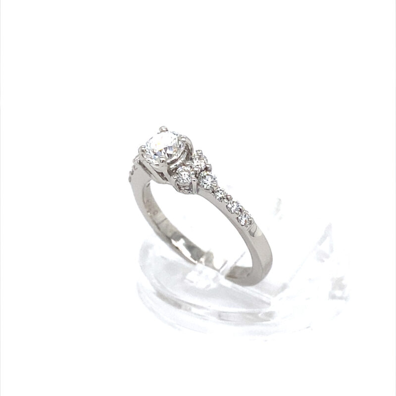 Platinum Natural Round Brilliant Diamond Ring