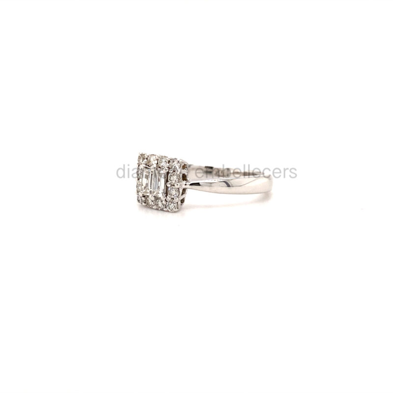 18K White Gold Baguette & Round Diamond Ring