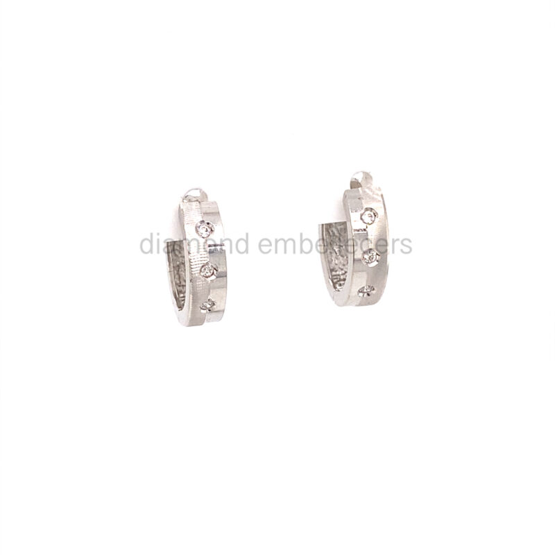 18K White Gold 0.10ct Diamond Hoop Earring