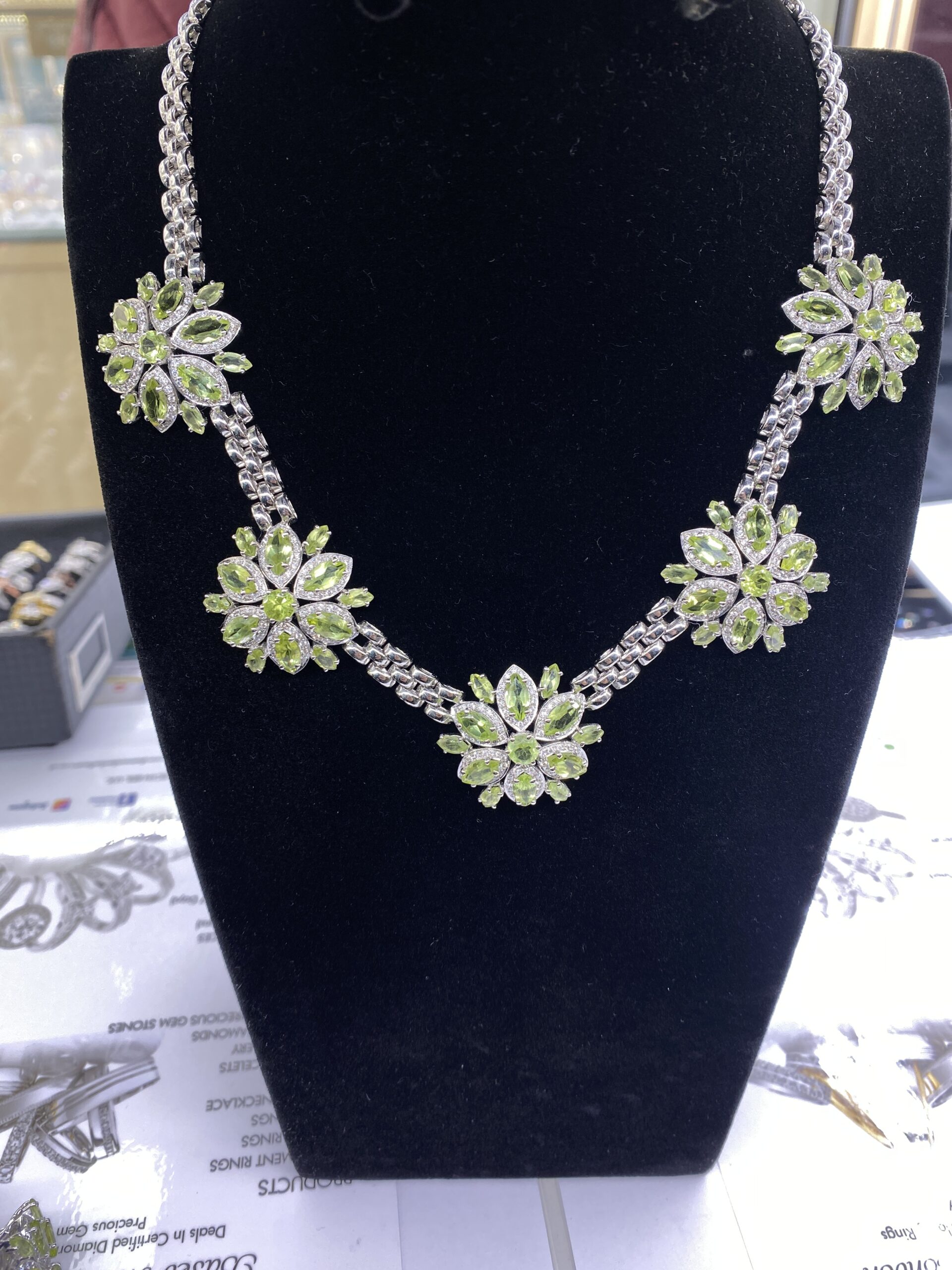 White-Gold-Diamond-Necklace