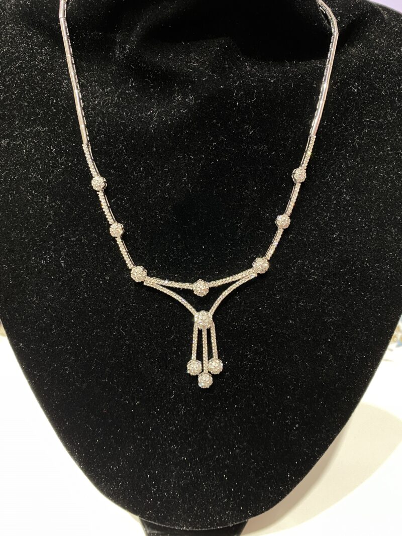 White-Gold-Diamond-Necklace