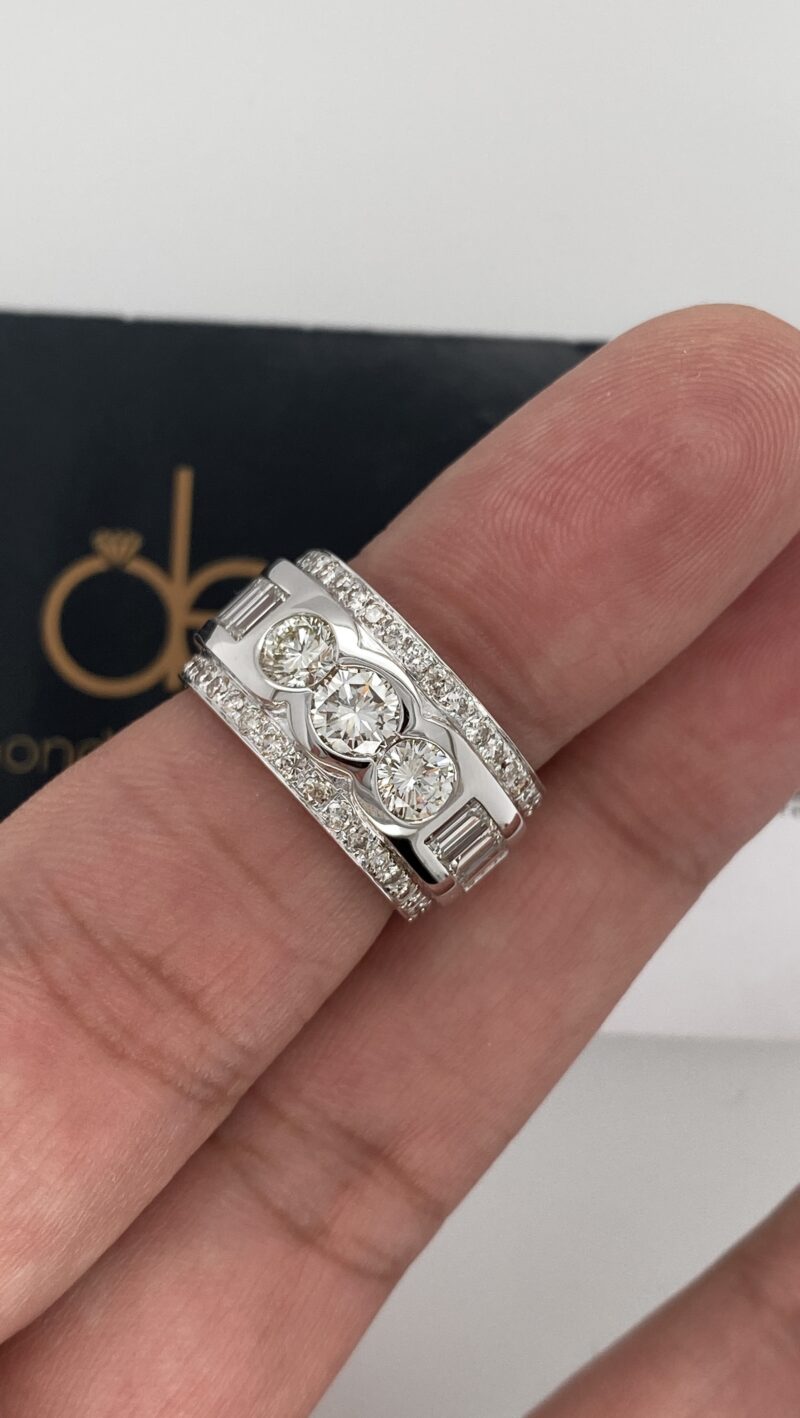 18K White Gold 2.5ct Natural Diamond Ring