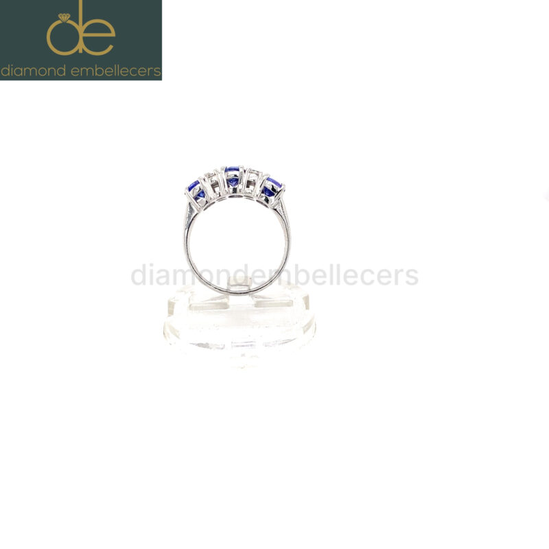 18K White Gold Natural Diamond Ring