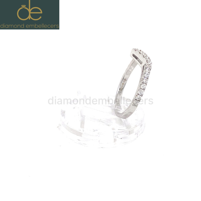 18K White Gold Natural Diamond Ring