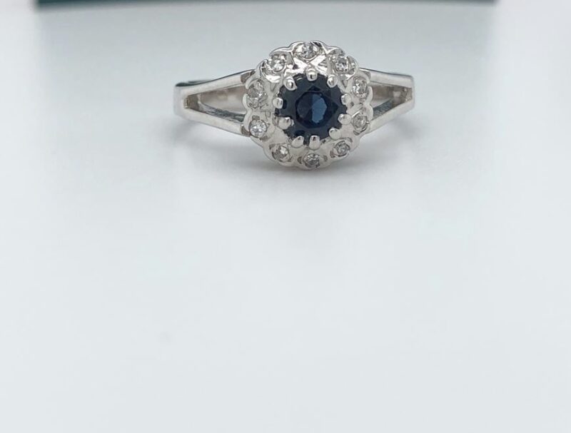 18K White Gold 0.40ct Natural Diamond Ring