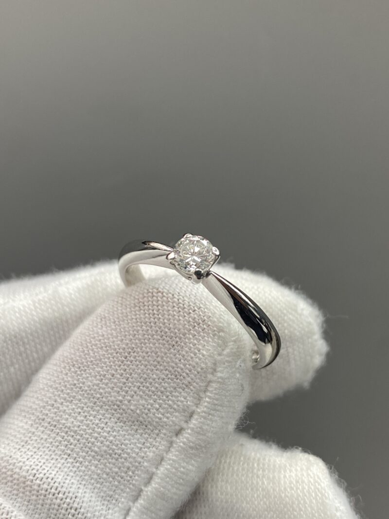 White-Gold-Solitaire-Ring