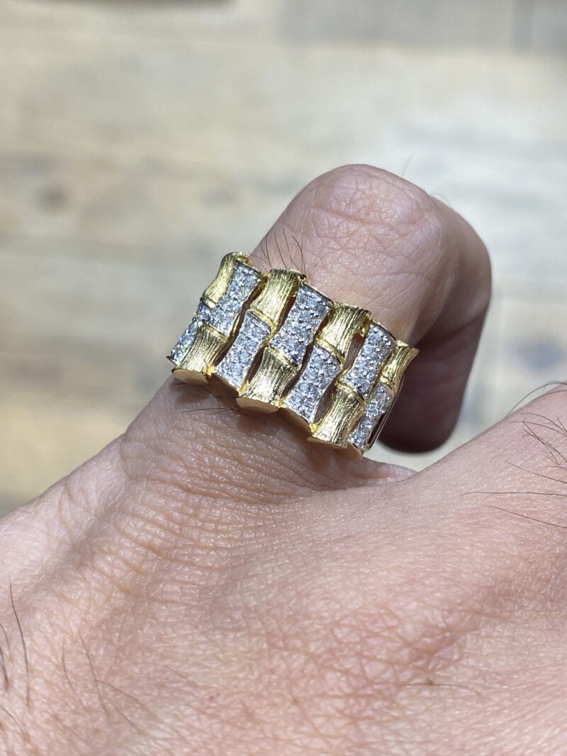 18K White & Yellow Gold Natural Diamond Ring