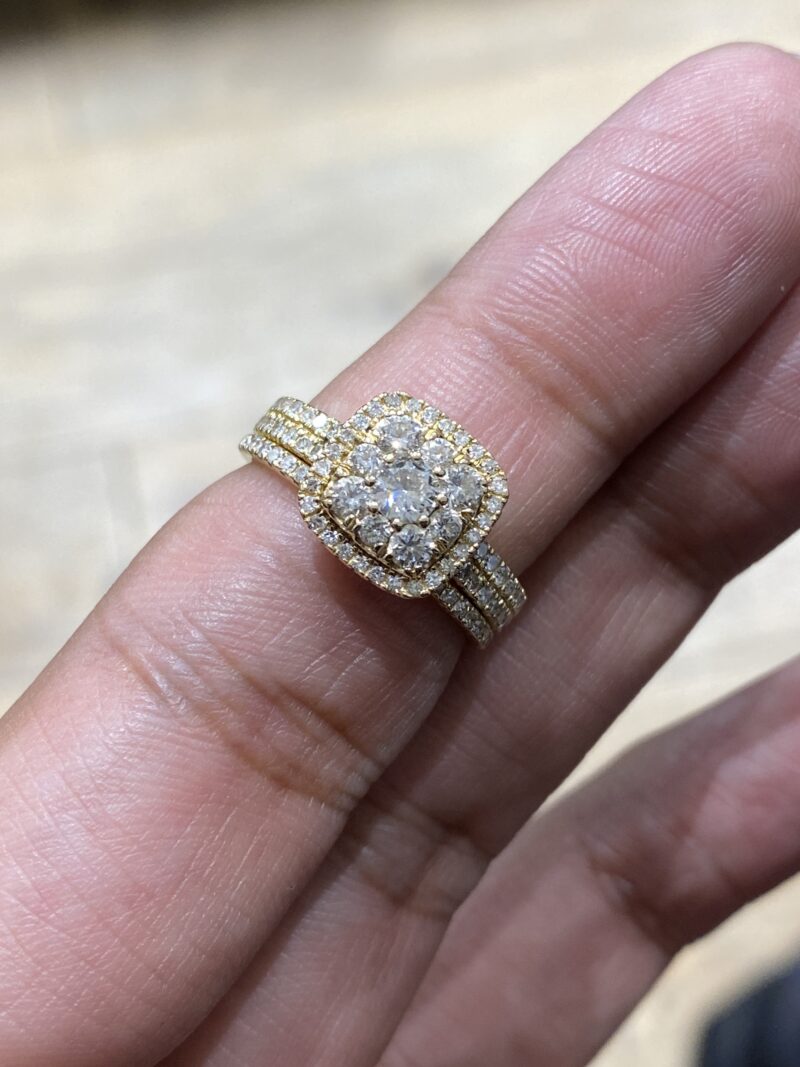 18K Yellow Gold 0.86ct Natural Diamond Ring 