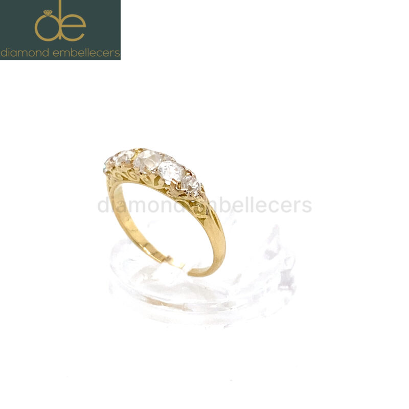 18K Yellow Gold Natural Diamond Ring