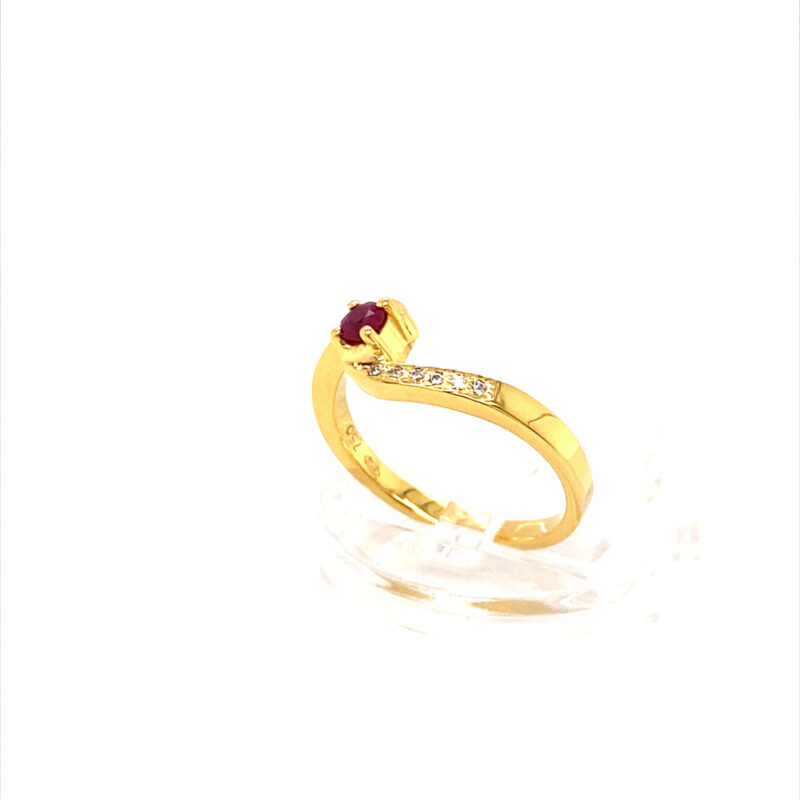 18K Yellow Gold 0.08ct Natural Round Brilliant Diamond Ring