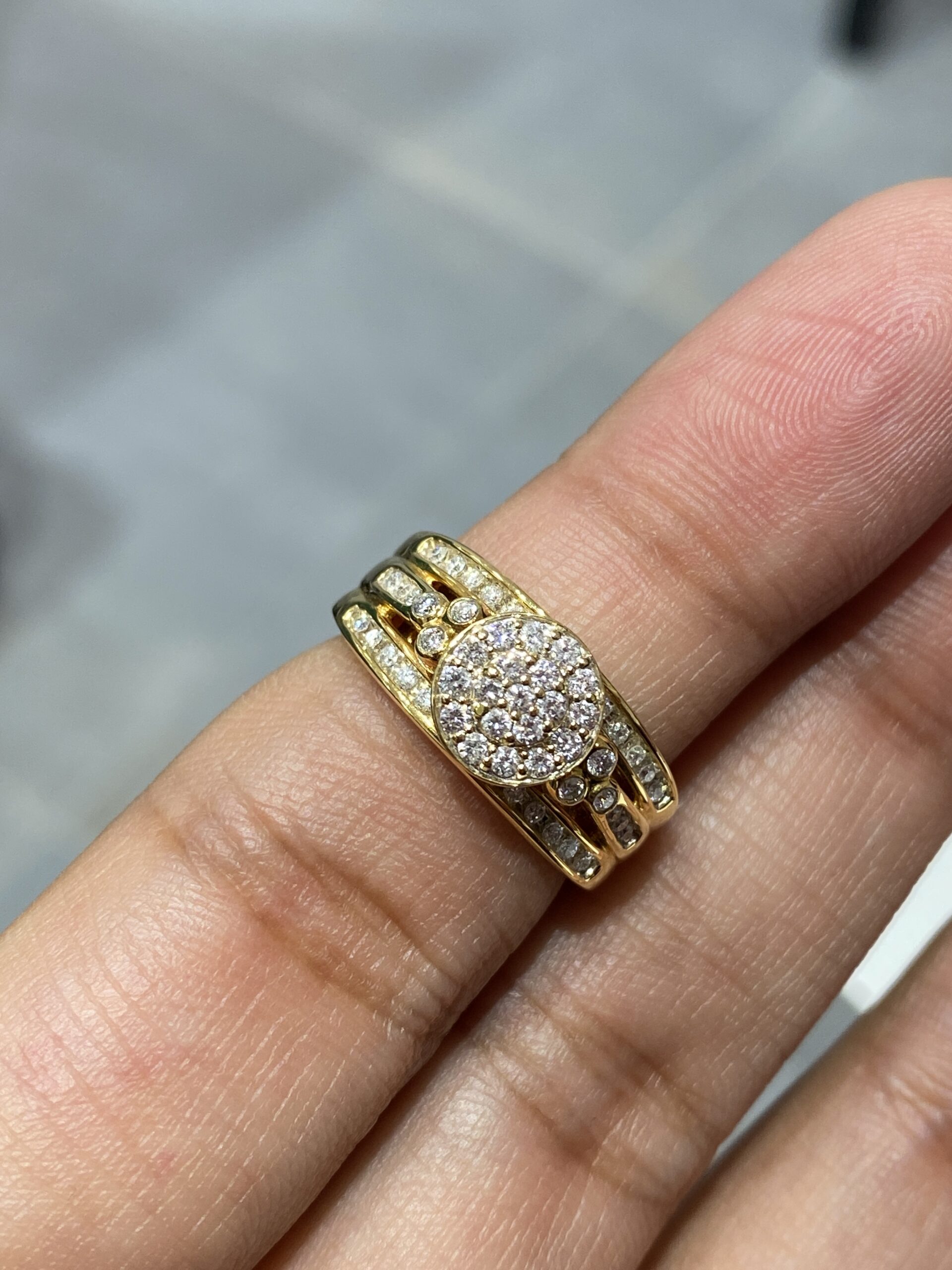 WGI Certified 18K Yellow Gold Natural Round Brilliant 0.60ct Diamond Ring - Image 6