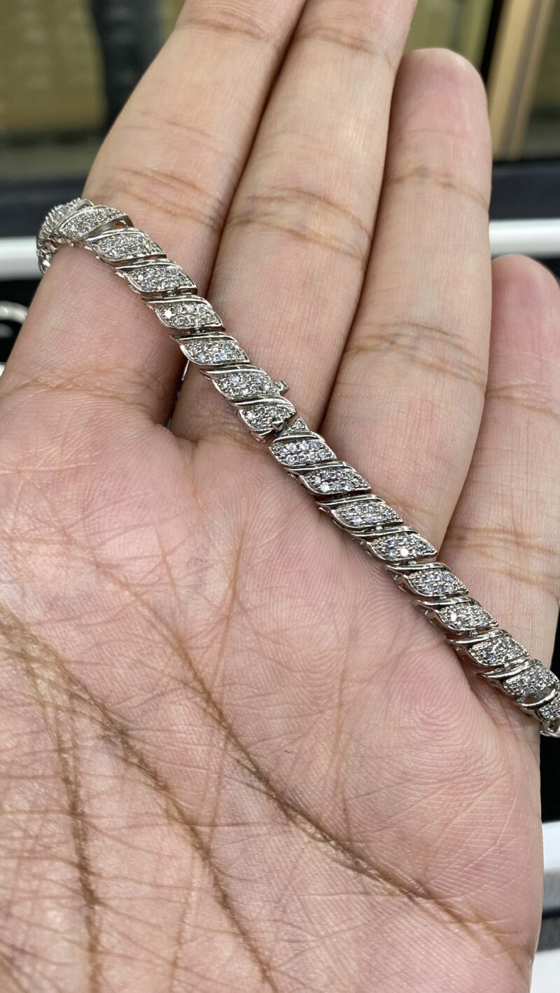 White Gold 2ct Diamond Bracelet