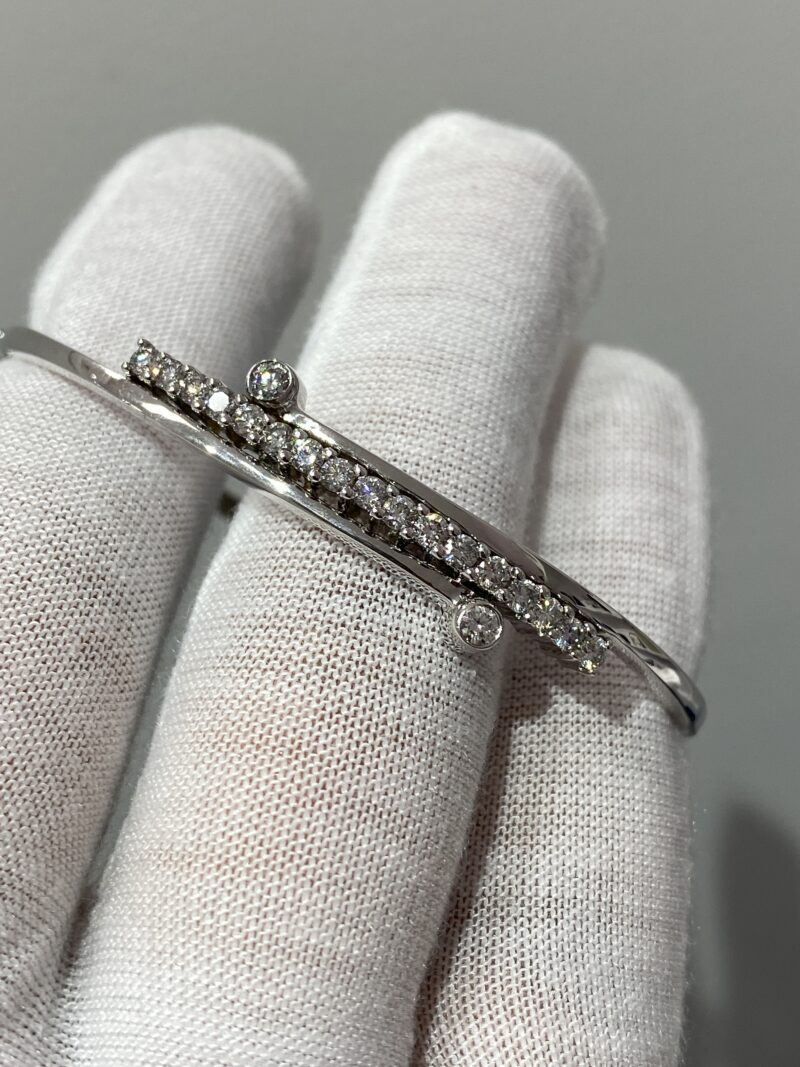 18K White Gold 0.84ct Diamond Bracelet Bangle