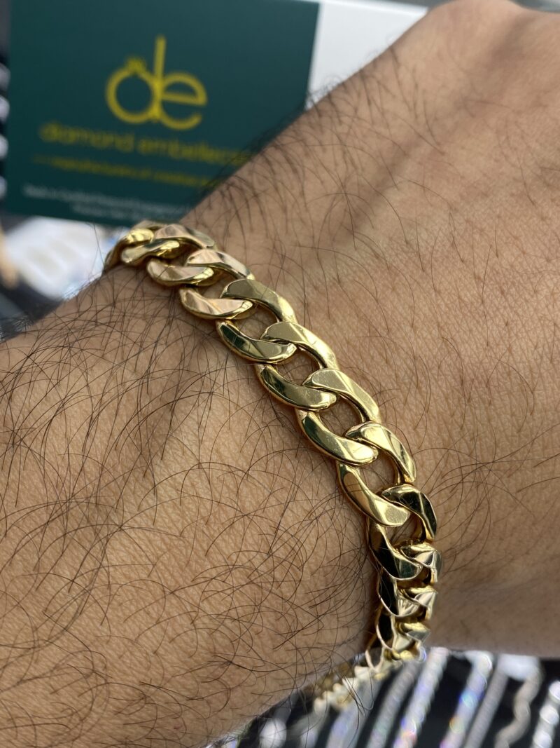 Yellow Gold Curb Chain Bracelet