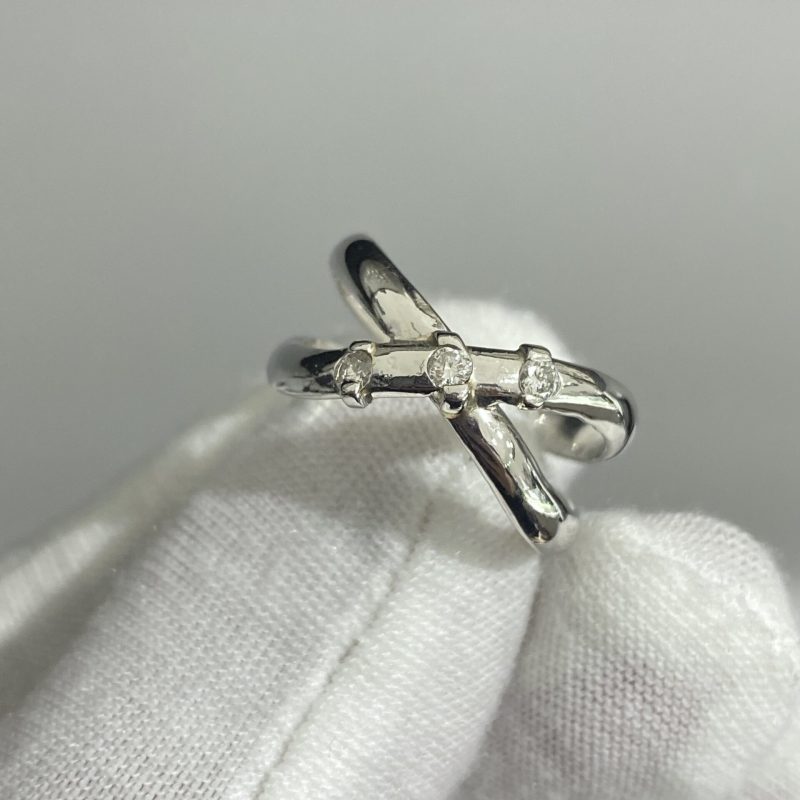 Platinum-Diamond-Ring