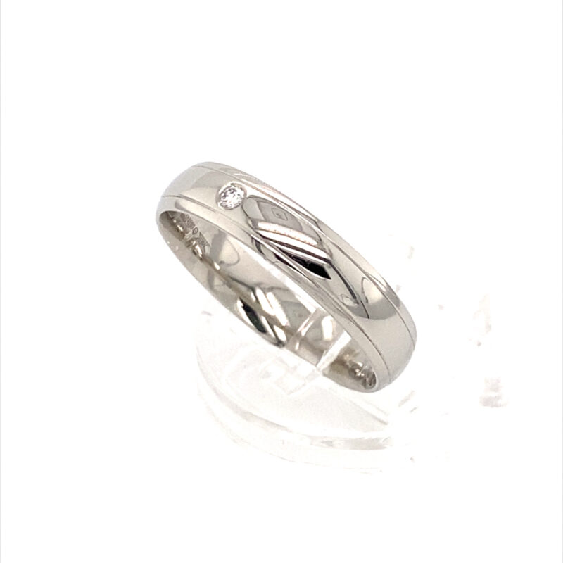 Platinum 0.05ct Natural Diamond Ring