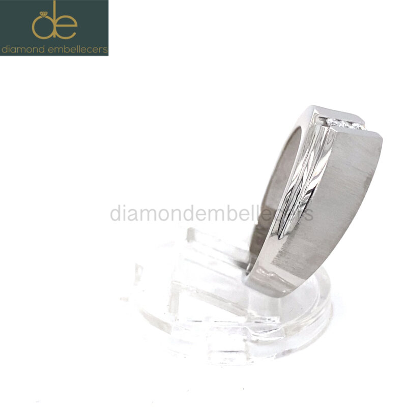 Platinum 0.10ct Natural Diamond Ring