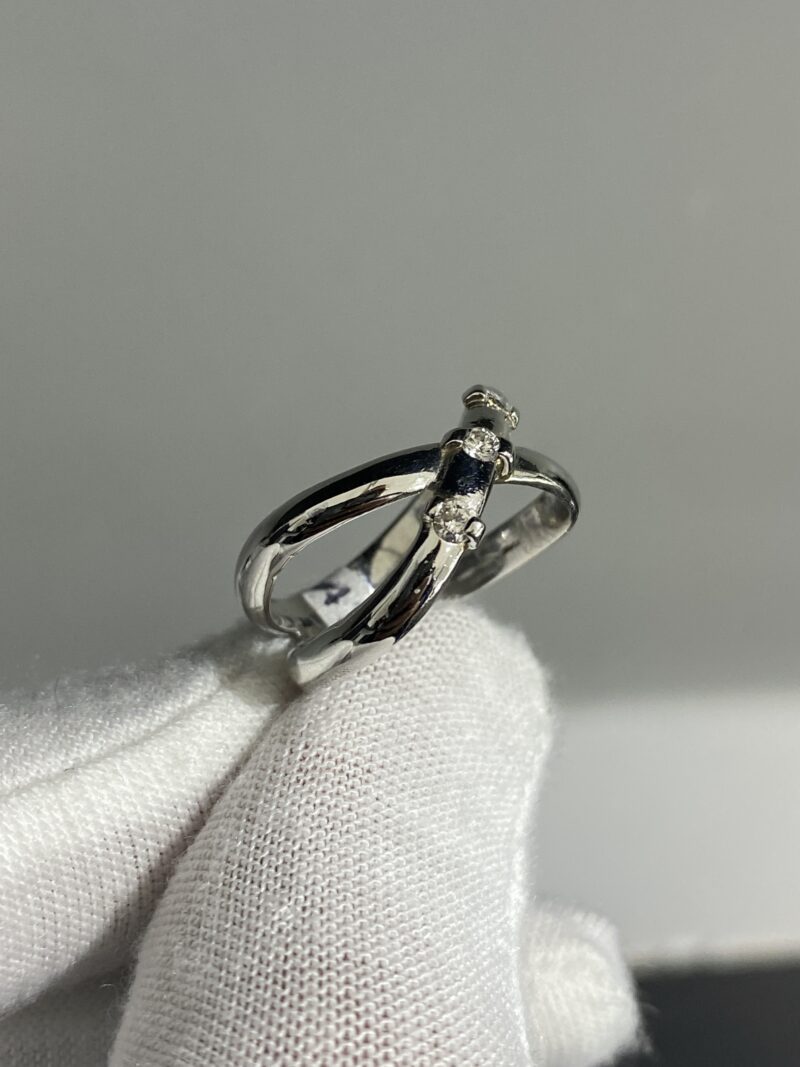 Platinum Natural Diamond Ring