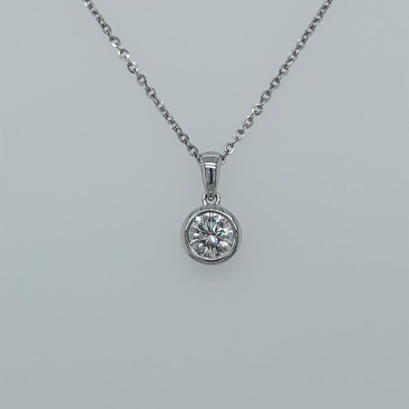 White-Gold-Diamond-Pendant