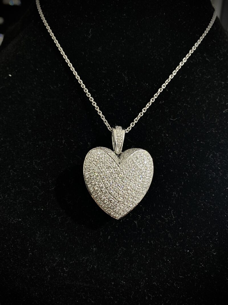 White-Gold-Diamond-Pendant