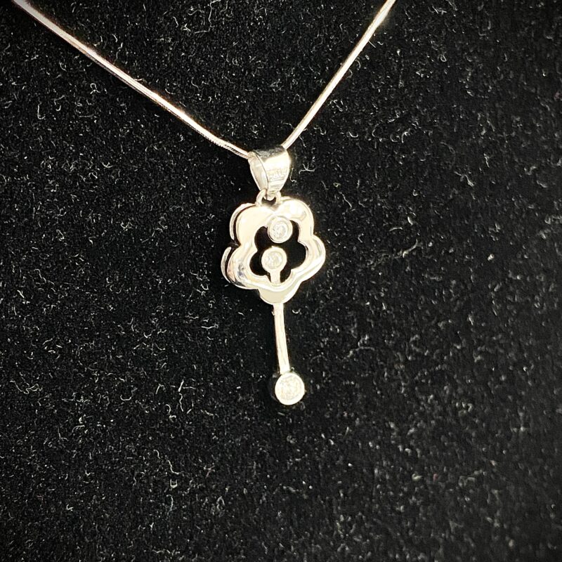 White-Gold-Diamond-Pendant