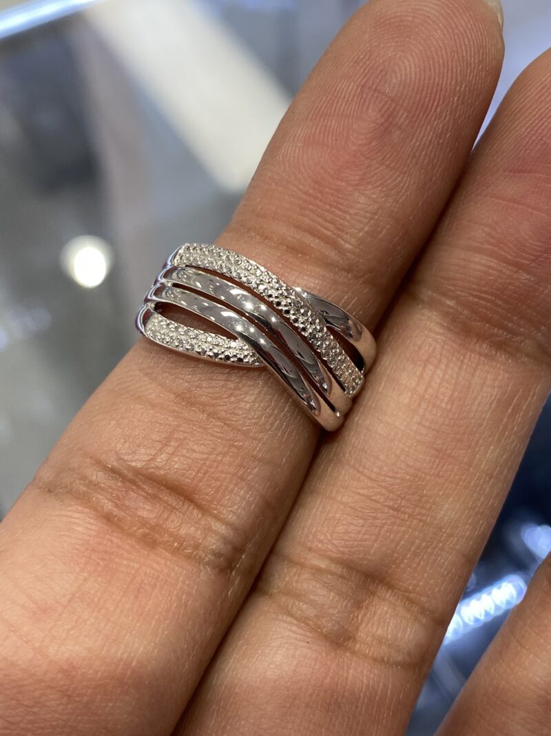 White Gold Natural Diamond Ring