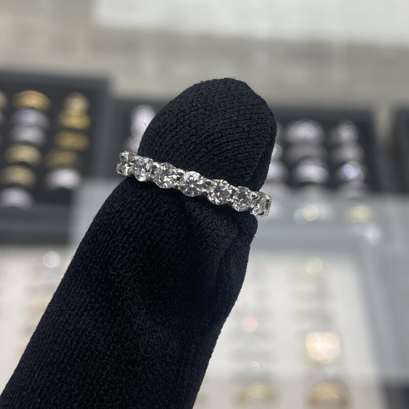 White-Gold-Diamond-Ring