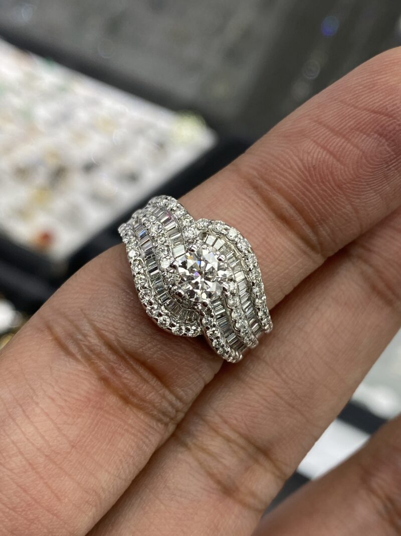 White-Gold-Diamond-Ring