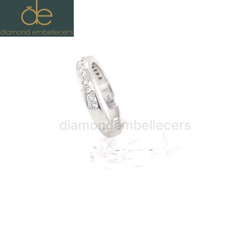 18K White Gold Natural Diamond Ring