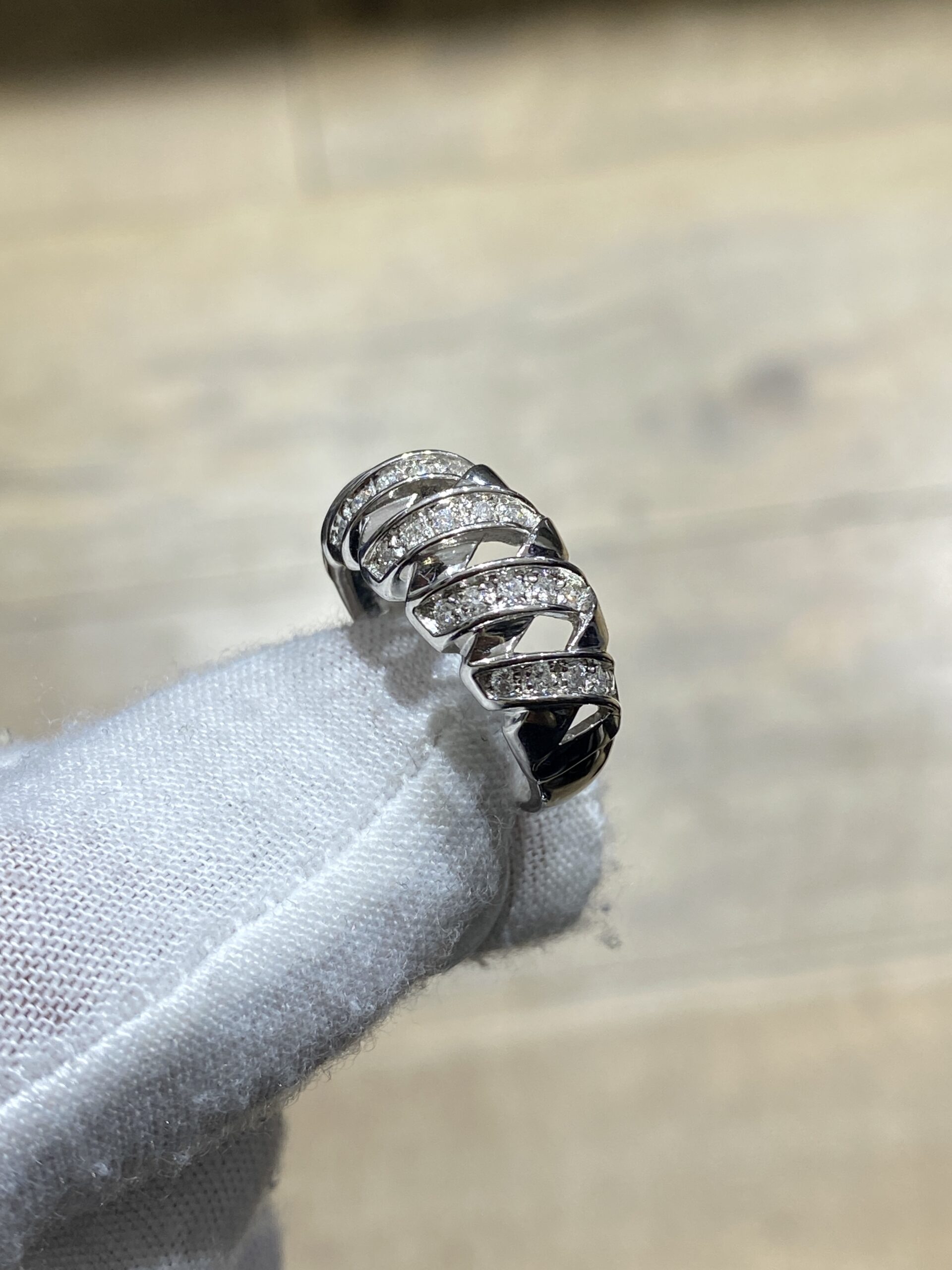 White Gold Natural Diamond Ring - Image 3