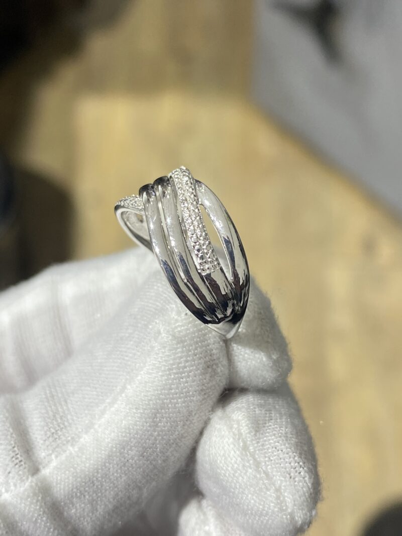 White Gold Natural Diamond Ring