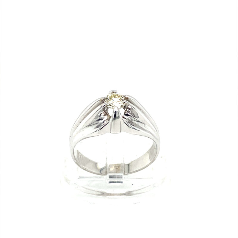 White-Gold-Diamond-Ring