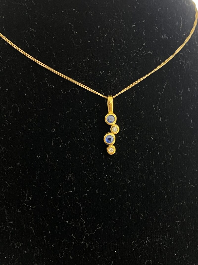 Yellow-Gold-Diamond-Pendant