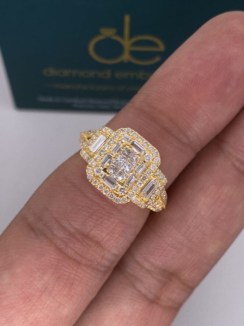 18K Yellow Gold Natural Diamond Ring