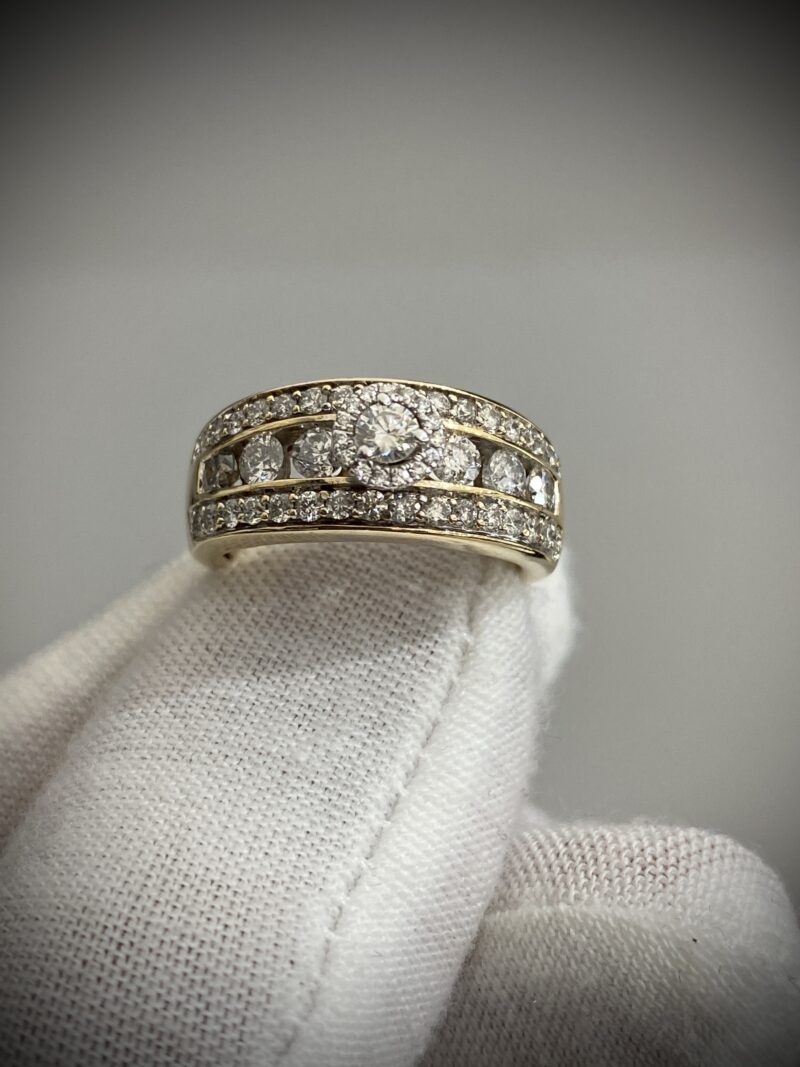 Yellow Gold Natural Diamond Ring