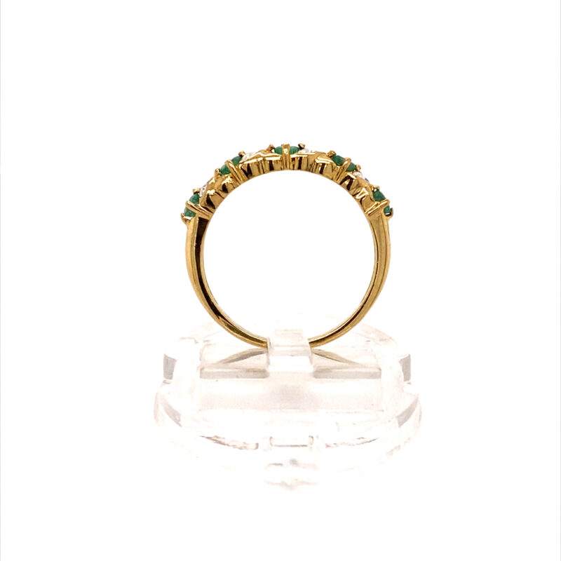 Yellow Gold Natural Diamond Ring