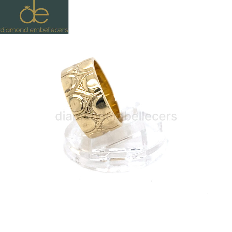 Yellow Gold Natural Diamond Ring