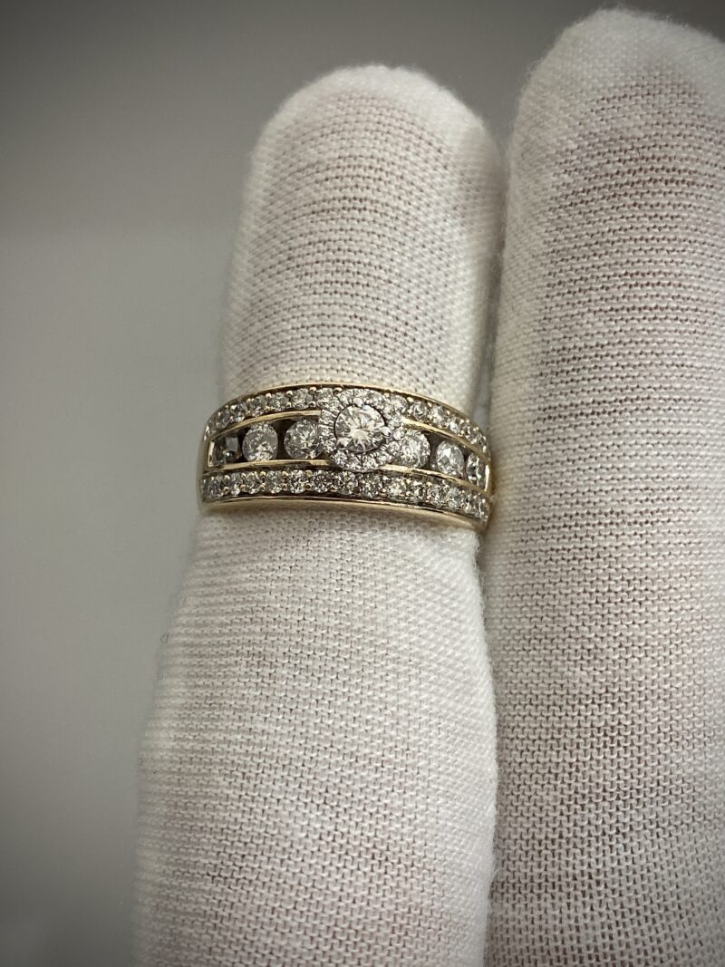 Yellow Gold Natural Diamond Ring