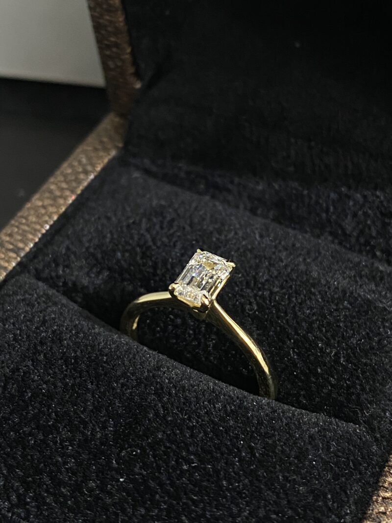 GIA Certified 18K Yellow Gold 0.82ct Natural Diamond Ring