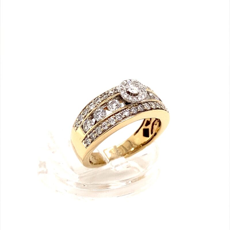 Yellow Gold Natural Diamond Ring