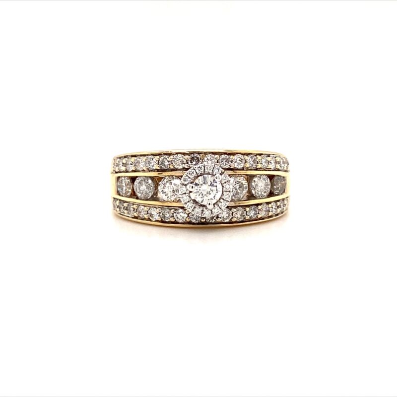 Yellow Gold Natural Diamond Ring