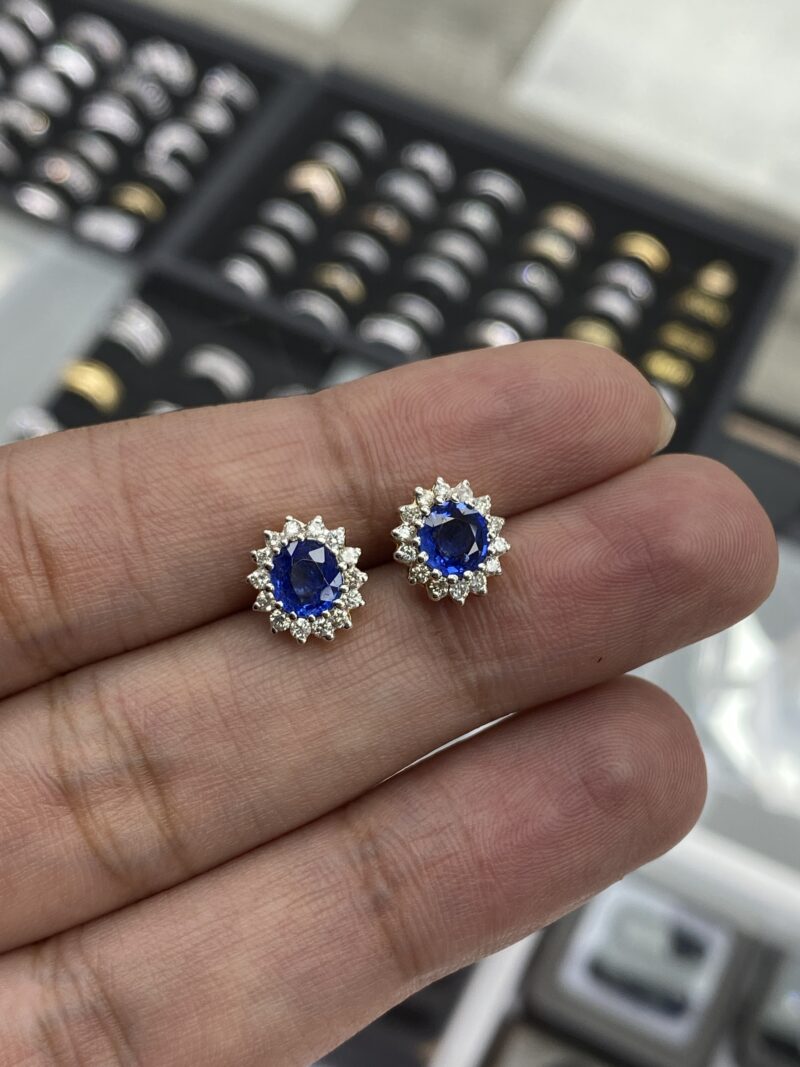 White-Yellow-Gold-Sapphire-Diamond-Stud-Earrings