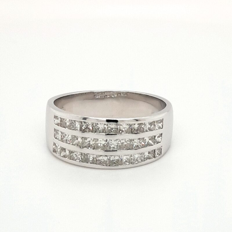 White-Gold-Diamond-Ring