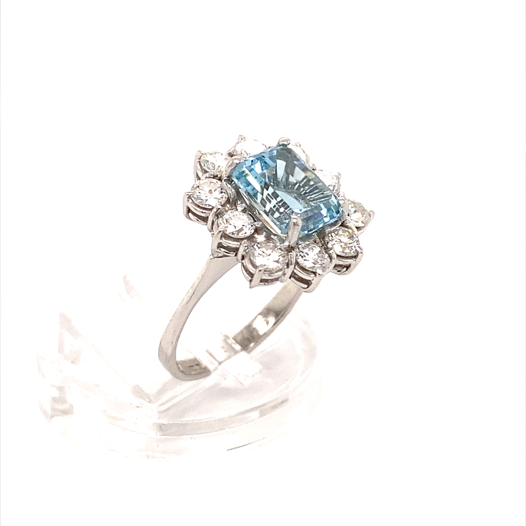 18K White Gold Natural Diamond Ring - Image 4