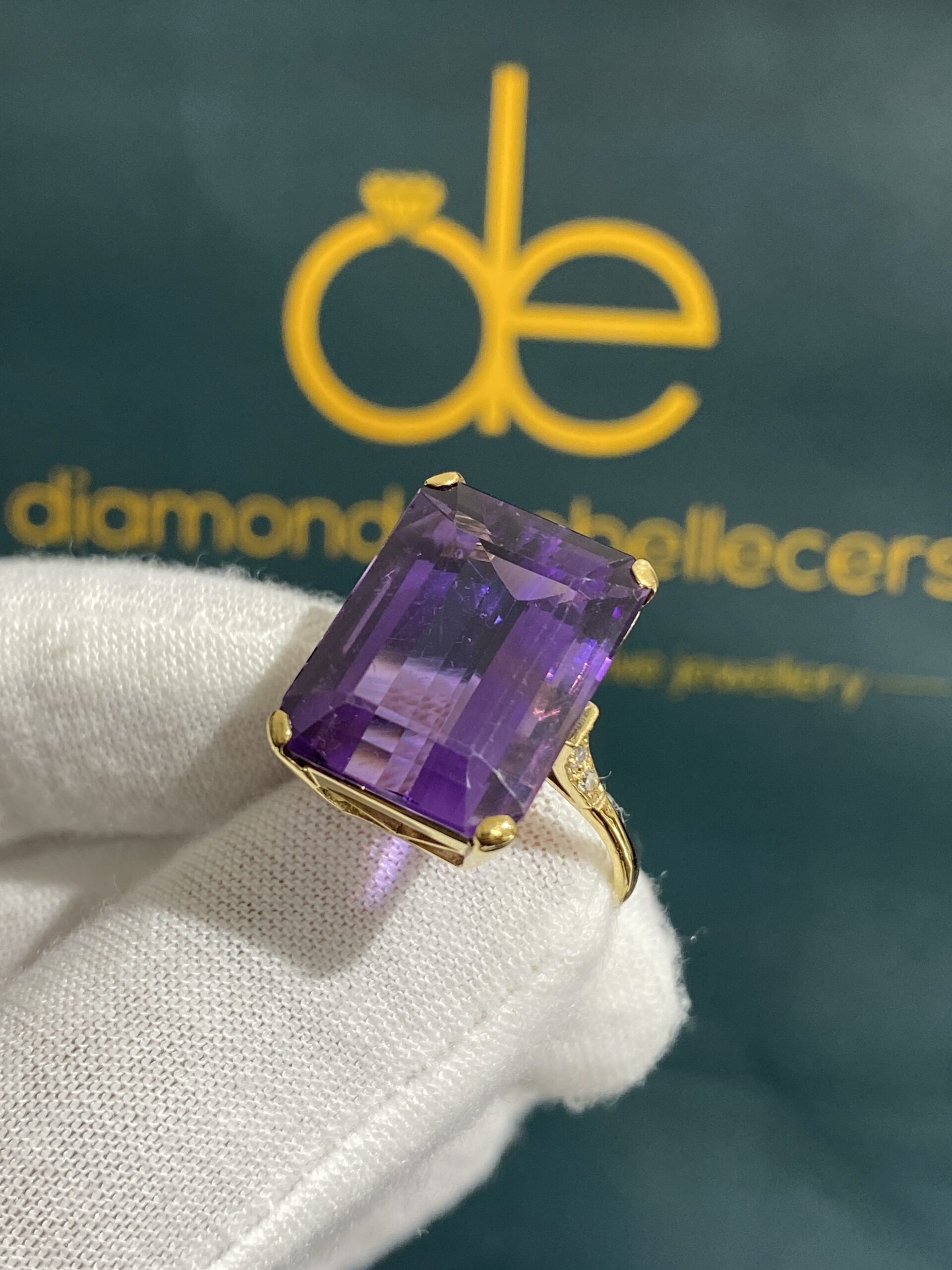 White-Yellow-Gold-Diamond-Ring