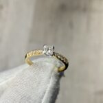 White Yellow Gold Natural Diamond Ring