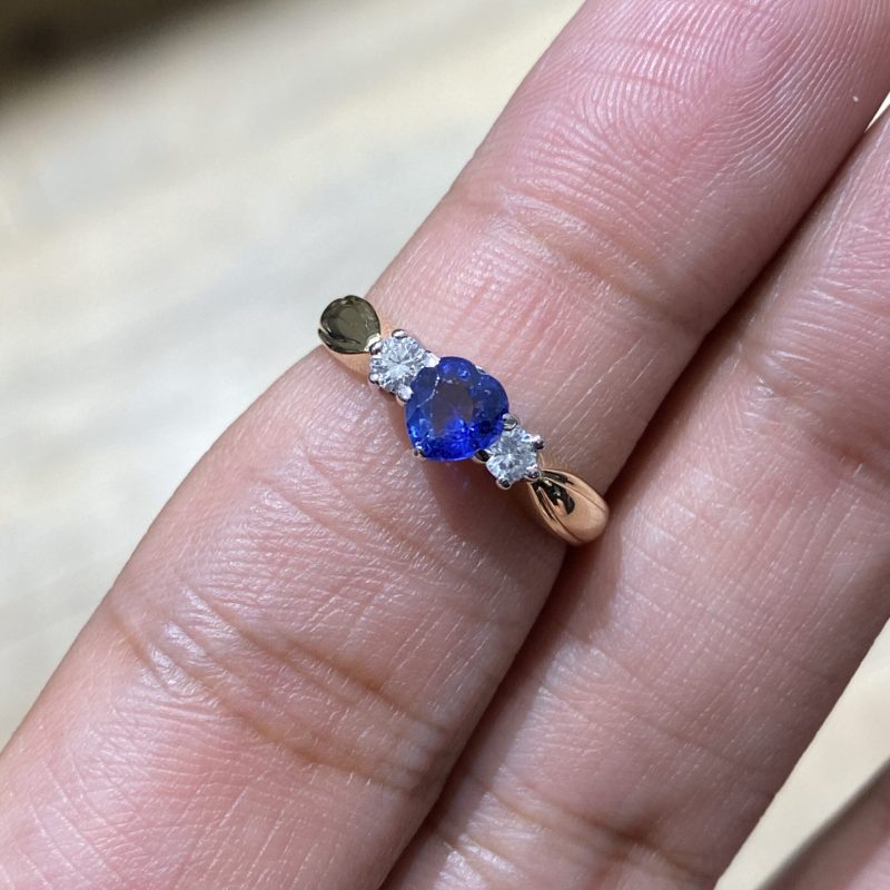 White-Yellow-Gold-Diamond-Ring